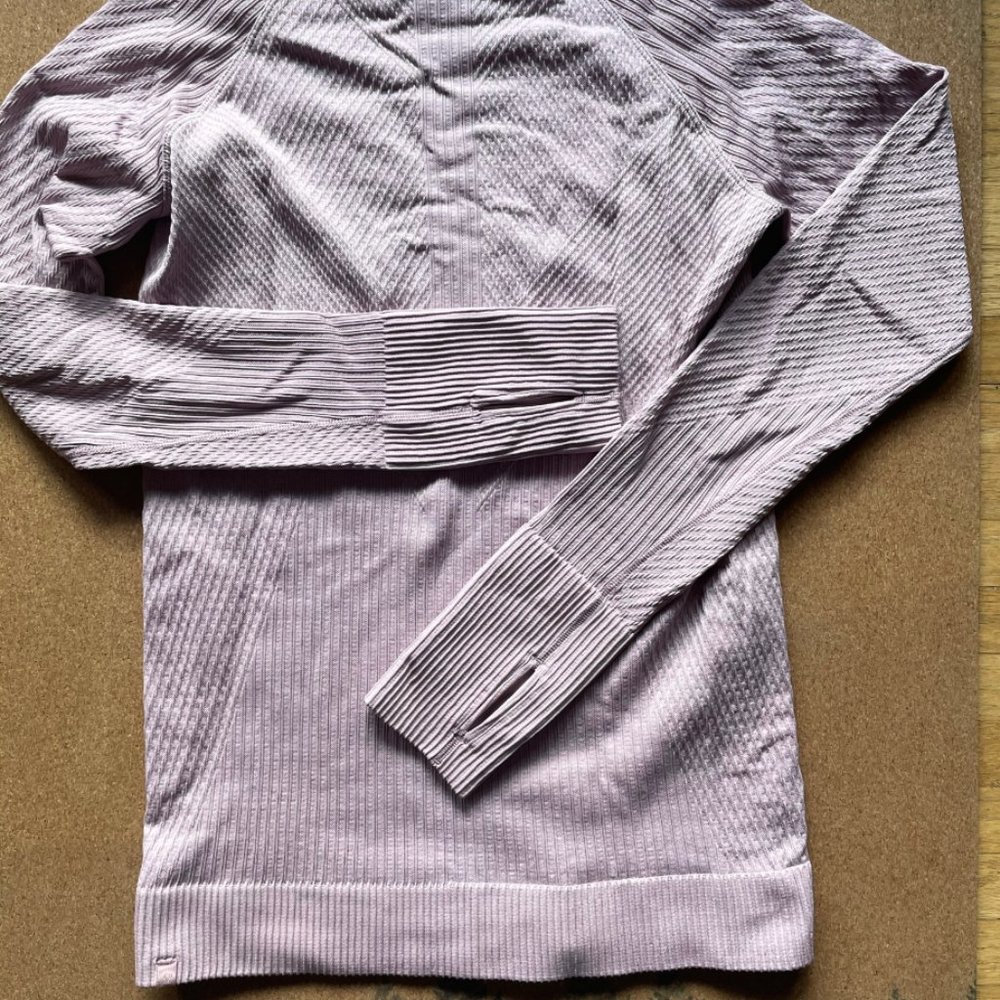 Rest Less Pullover - Picture 3 of 3